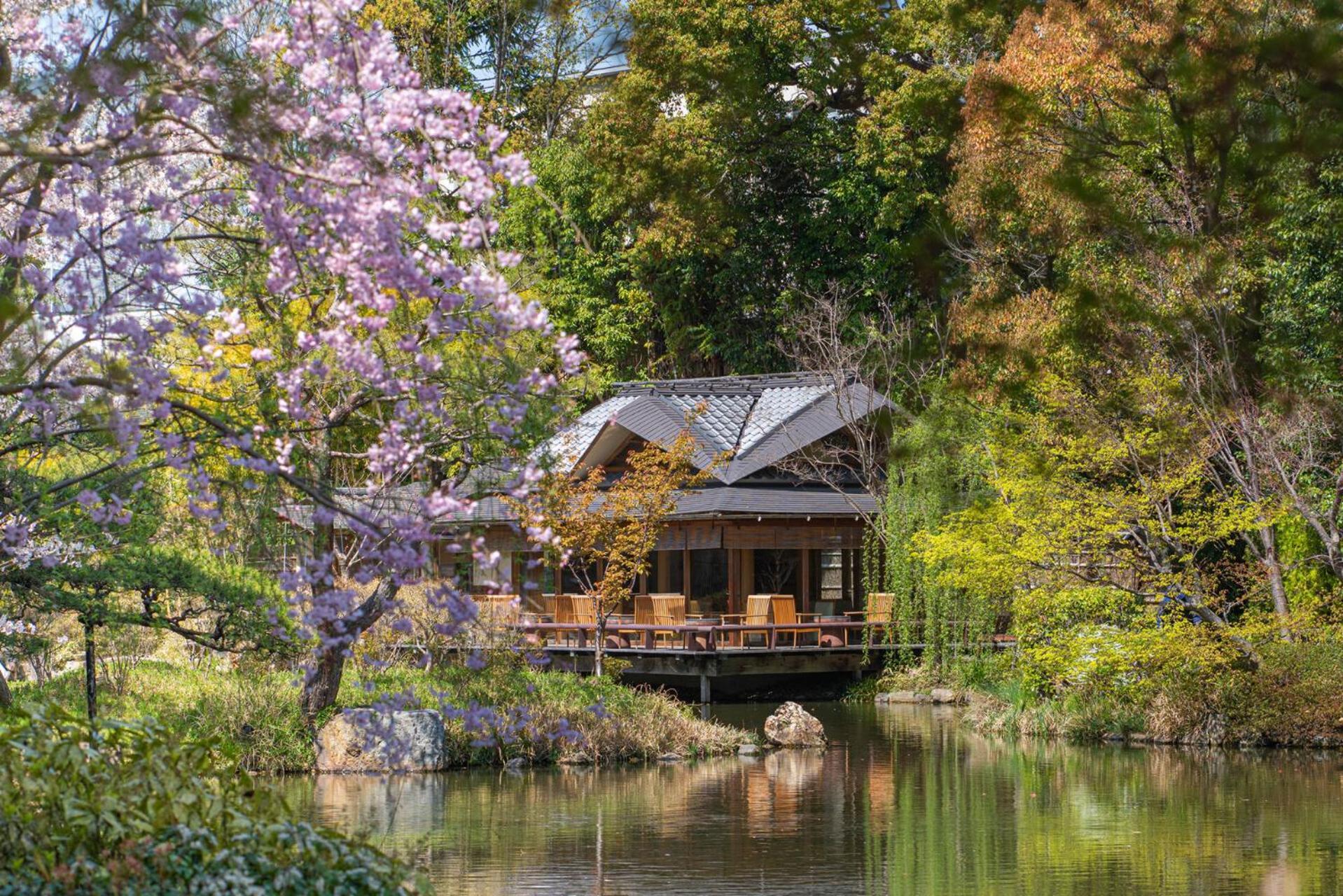 Four Seasons Hotel Kyōto Esterno foto